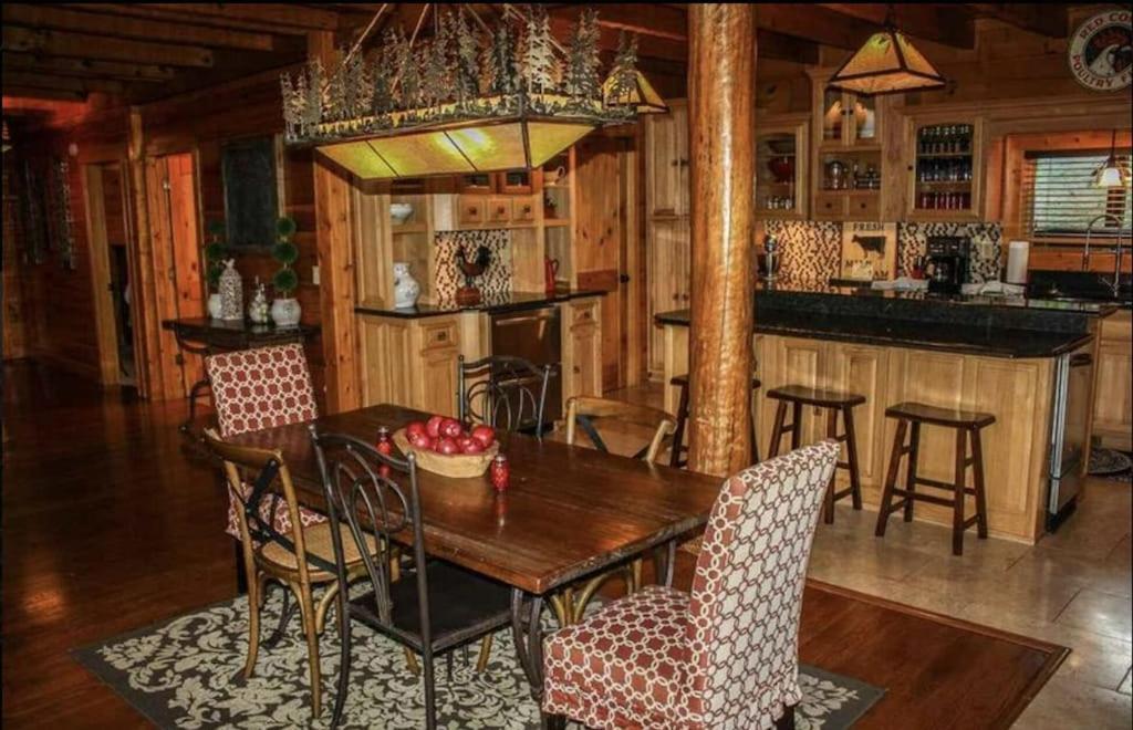 A River Runs Through It Sevierville Exterior foto